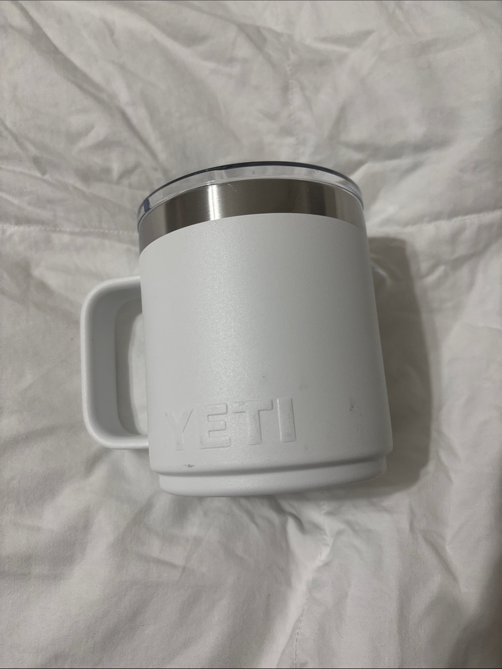 Yeti White Insulated Travel Mug with Handle and Clear Lid